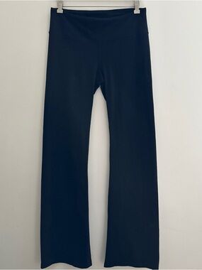 PrAna Pants Womens Size Large 30X32 Black Pull On Mid Rise Boot Cut Yoga Gym